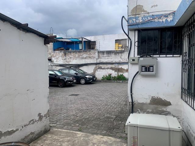 Vs Av Rio Amazonas y Rio Coca, Venta Propiedad Ideal Para Proyecto Inmobiliario 595 m² — imagen 2