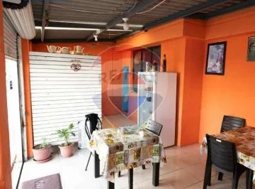 Casa con Local Comercial en Venta, Imbabura — imagen 4