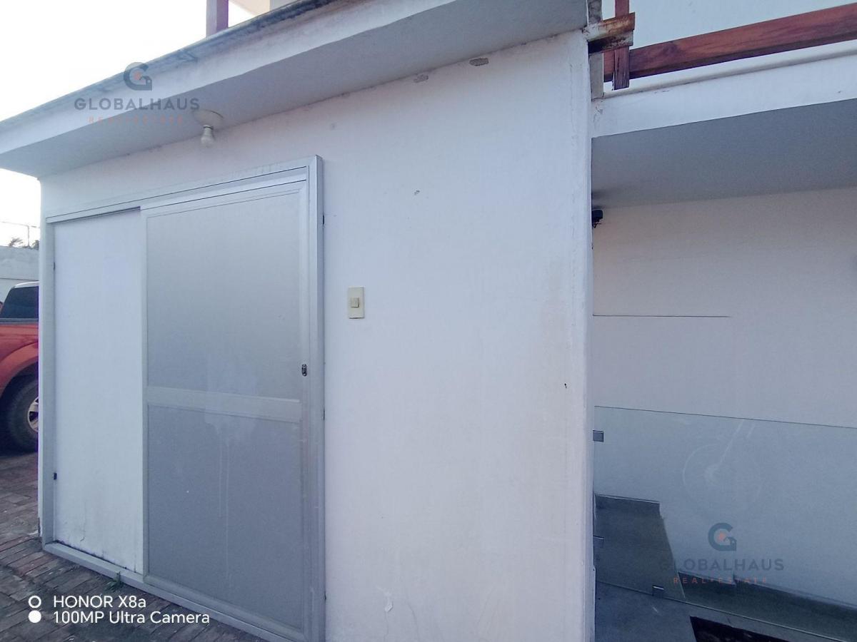 Venta de Terreno - Locales Comerciales y Suites en Ceibos Santa Cecilia (Esquinero). m. N, Guayas — imagen 3
