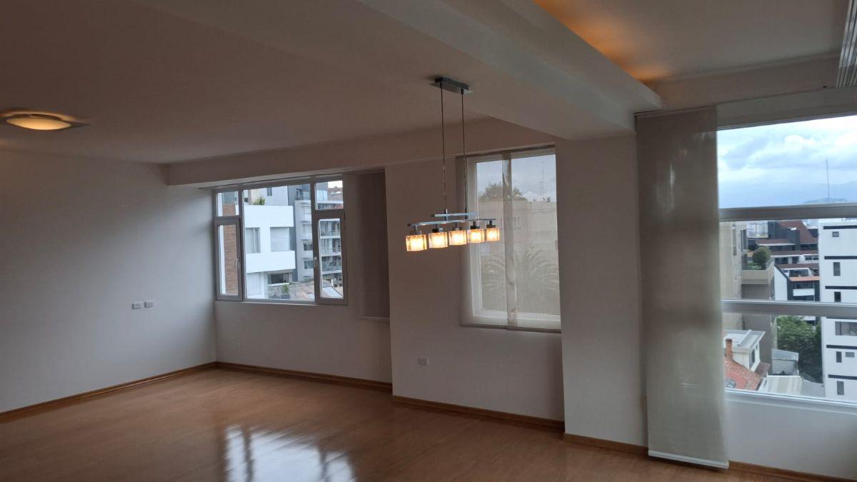 Vendo de Oportunidad 205 m². Tres Habits Cada Una con Baño — imagen 8