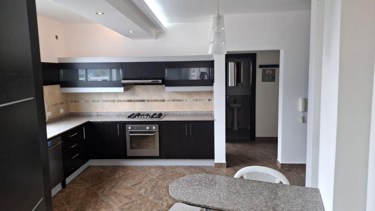 Vendo de Oportunidad 205 m². Tres Habits Cada Una con Baño — imagen 7
