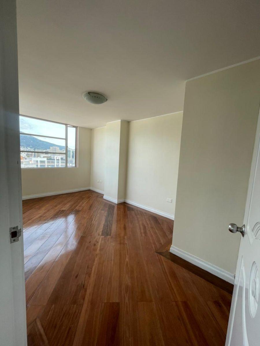 Venta Departamento Dos Dorm. La Coruña 125 m 1 Parqueadero 1 Bodega La Floresta Catolica — imagen 4