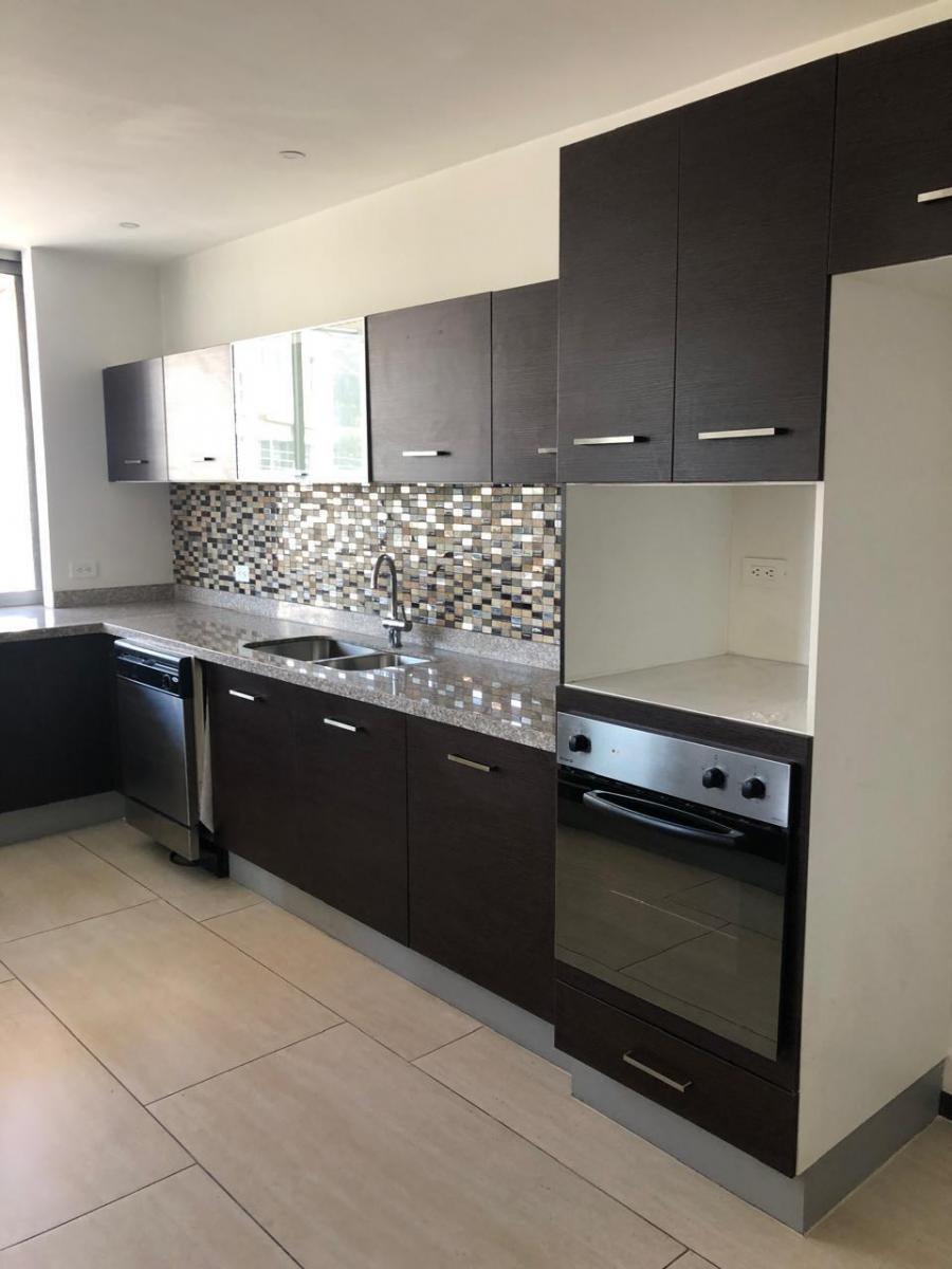 Vendo Depto 2 Dorm. Duplex Cumbaya — imagen 9
