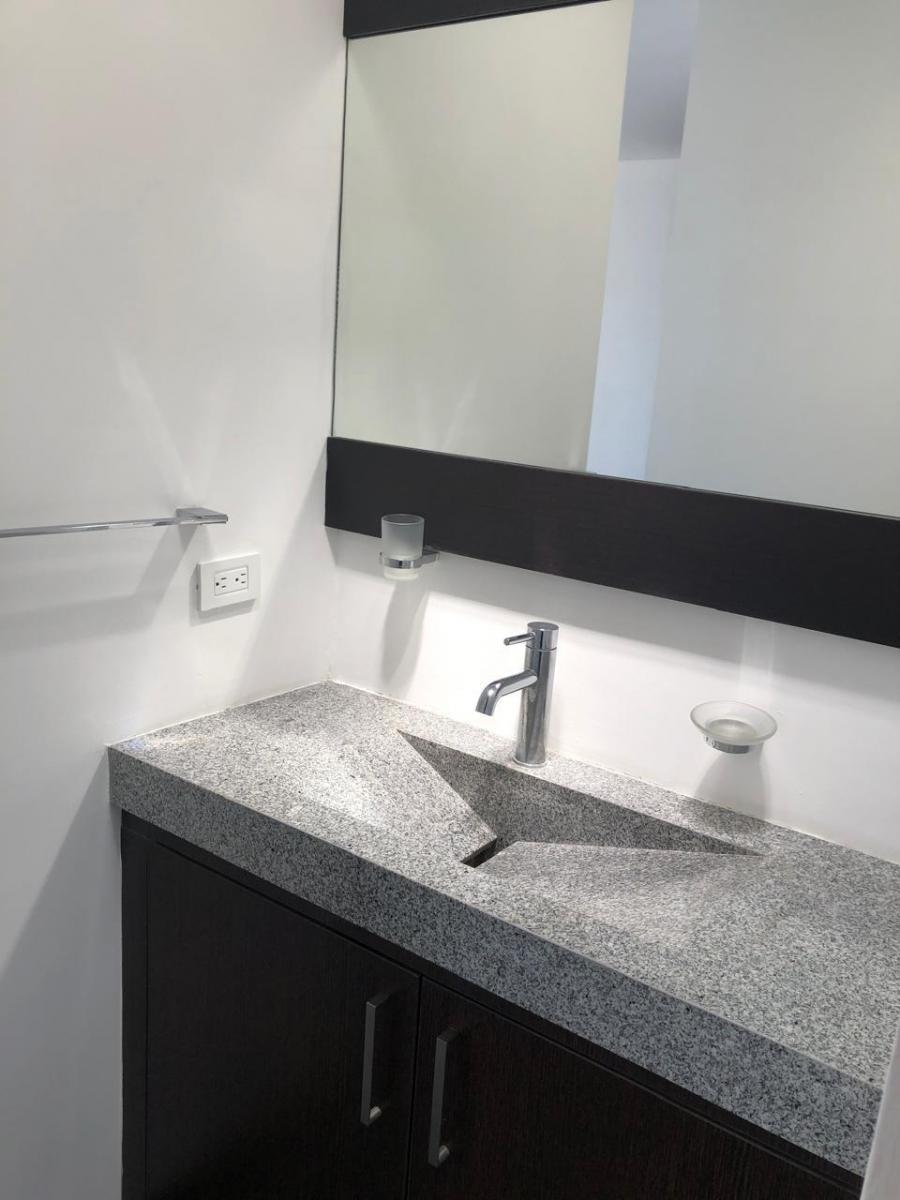 Vendo Depto 2 Dorm. Duplex Cumbaya — imagen 7