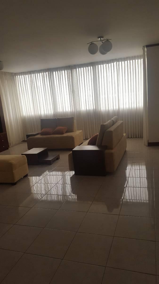 Vendo Departamento en Urdesa - A. Espinoza, Guayas — imagen 9
