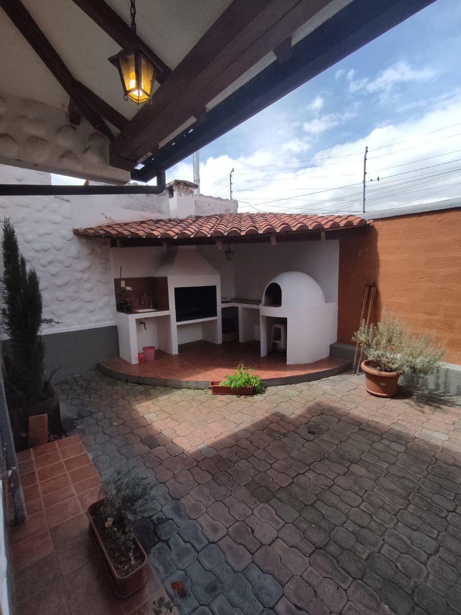 Venta Casa Tipo Hacienda en Playa Chica | Valle de Los Chillos | Cerca San Luis Shopping — imagen 7