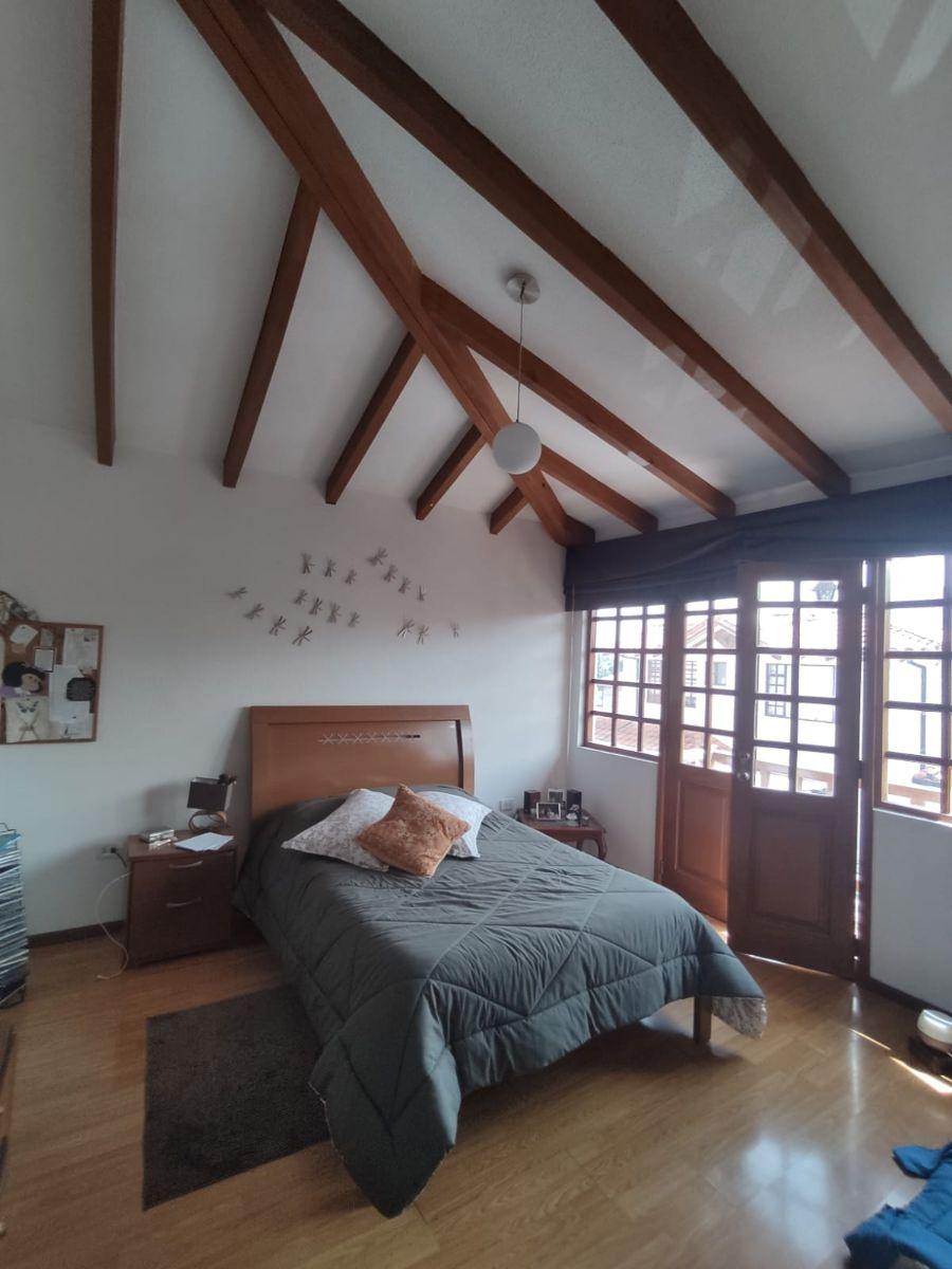 Venta Casa Tipo Hacienda en Playa Chica | Valle de Los Chillos | Cerca San Luis Shopping — imagen 4