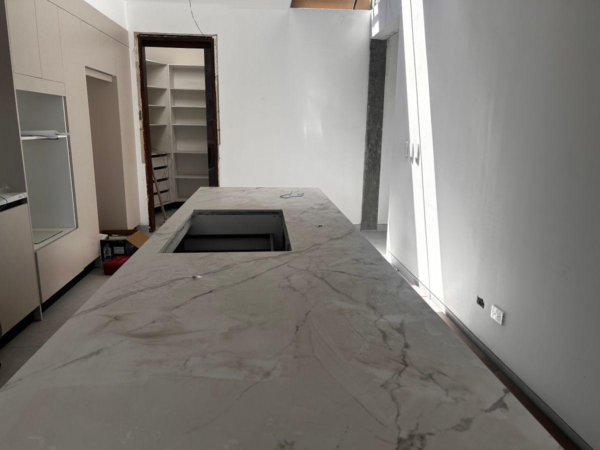 Vendo Amplio Departamento con Jardín 3 Dorm. en Tumbaco Sector San Jorge — imagen 8