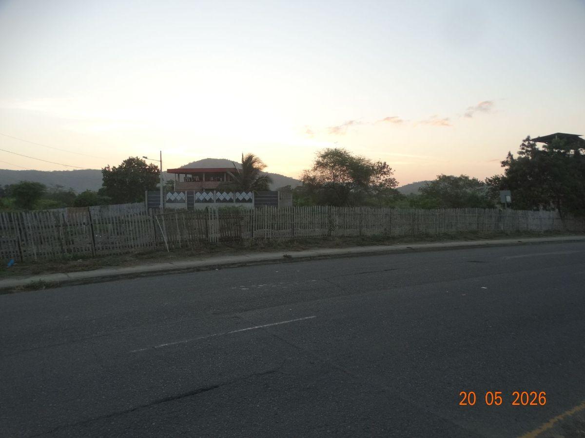 Terreno Comercial de Venta en Portoviejo, Manabí — imagen 8