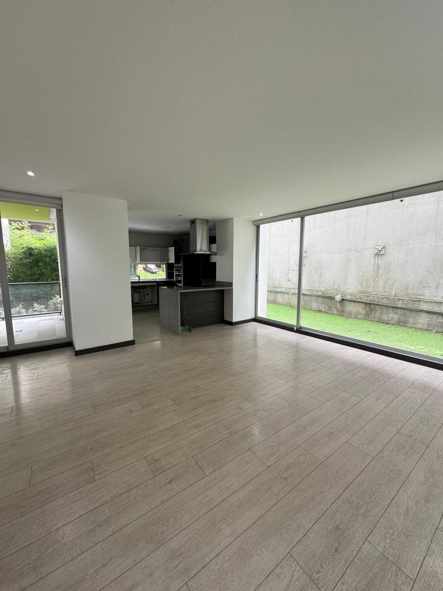 De Venta Hermoso Departamento (González Suárez) — imagen 9