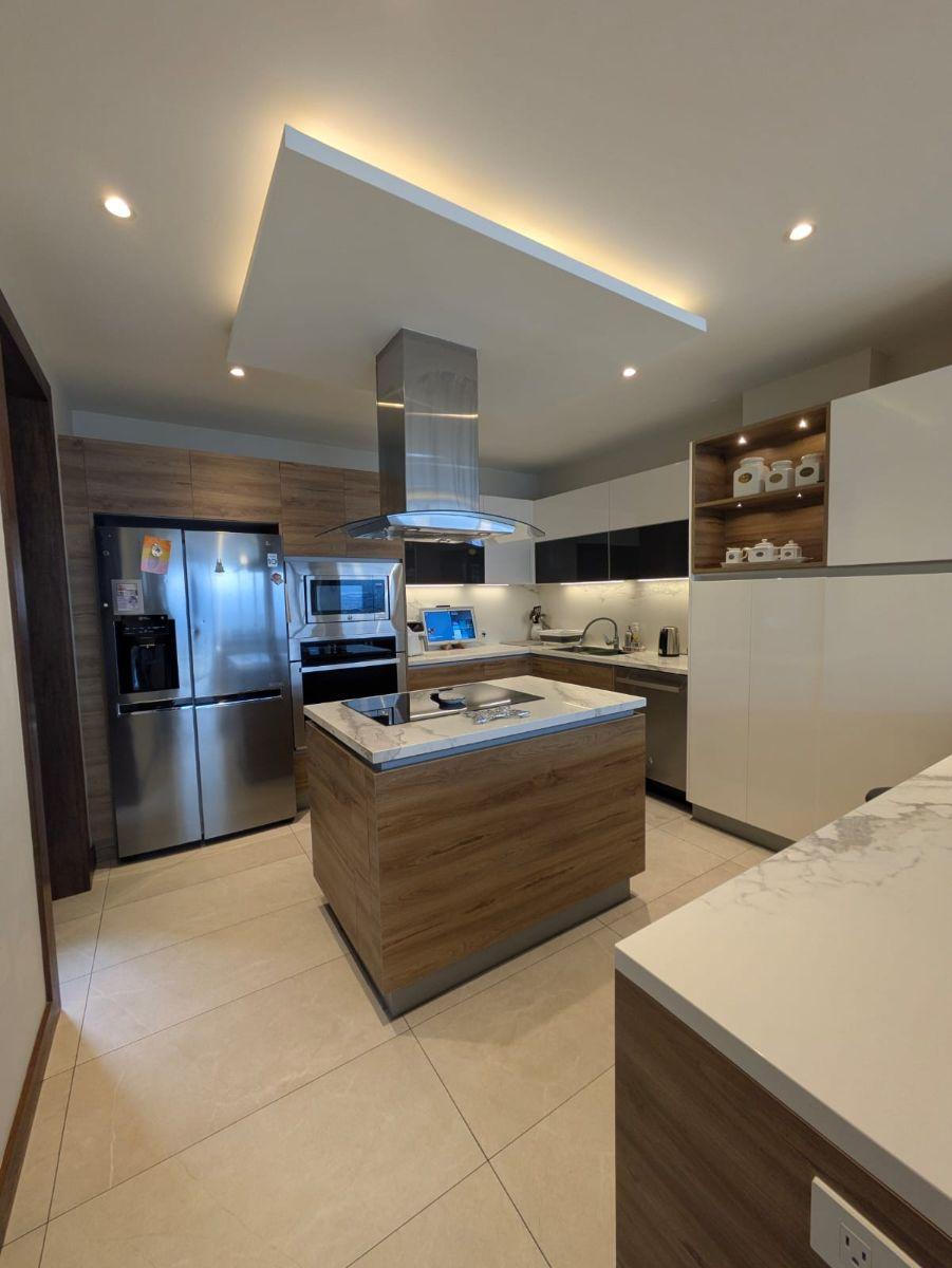 Hermoso Departamento de Venta en San Juan de Cumbaya — imagen 2