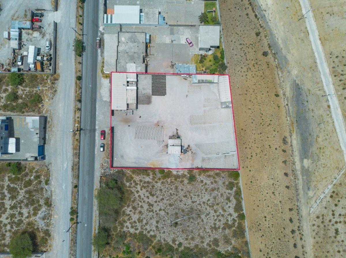 Terreno de 2944 m² en Venta en Calle Principal con Uso Comercial en San Antonio - Mitad del Mundo — imagen 2