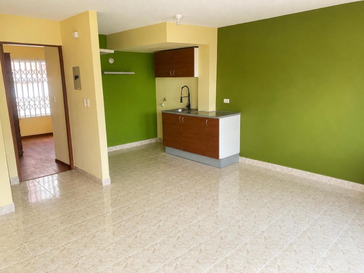 Vendo Departamento de 2 Dorm. con Amplia Terraza en El Sur de Quito — imagen 10
