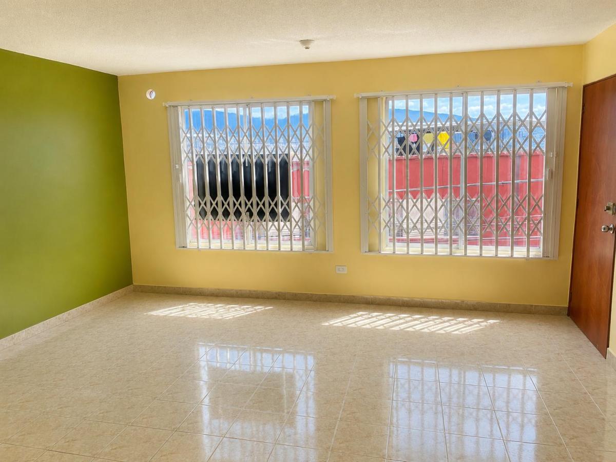 Vendo Departamento de 2 Dorm. con Amplia Terraza en El Sur de Quito — imagen 9