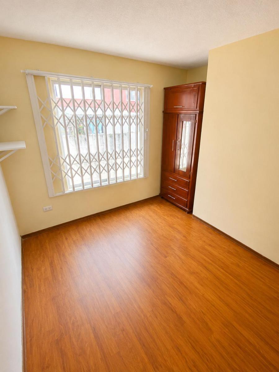 Vendo Departamento de 2 Dorm. con Amplia Terraza en El Sur de Quito — imagen 6