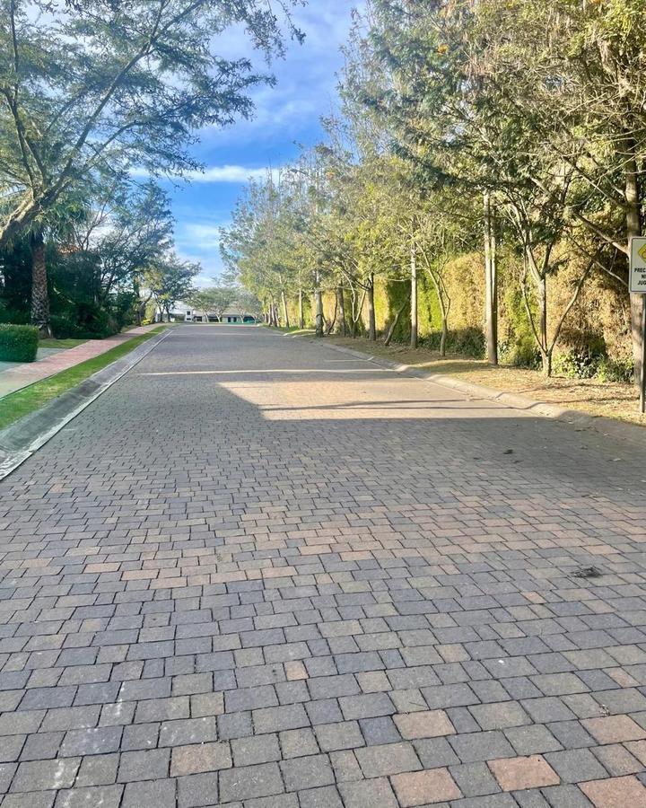 Terreno de Venta en Urbanización La Quinta, Cumbayá — imagen 2