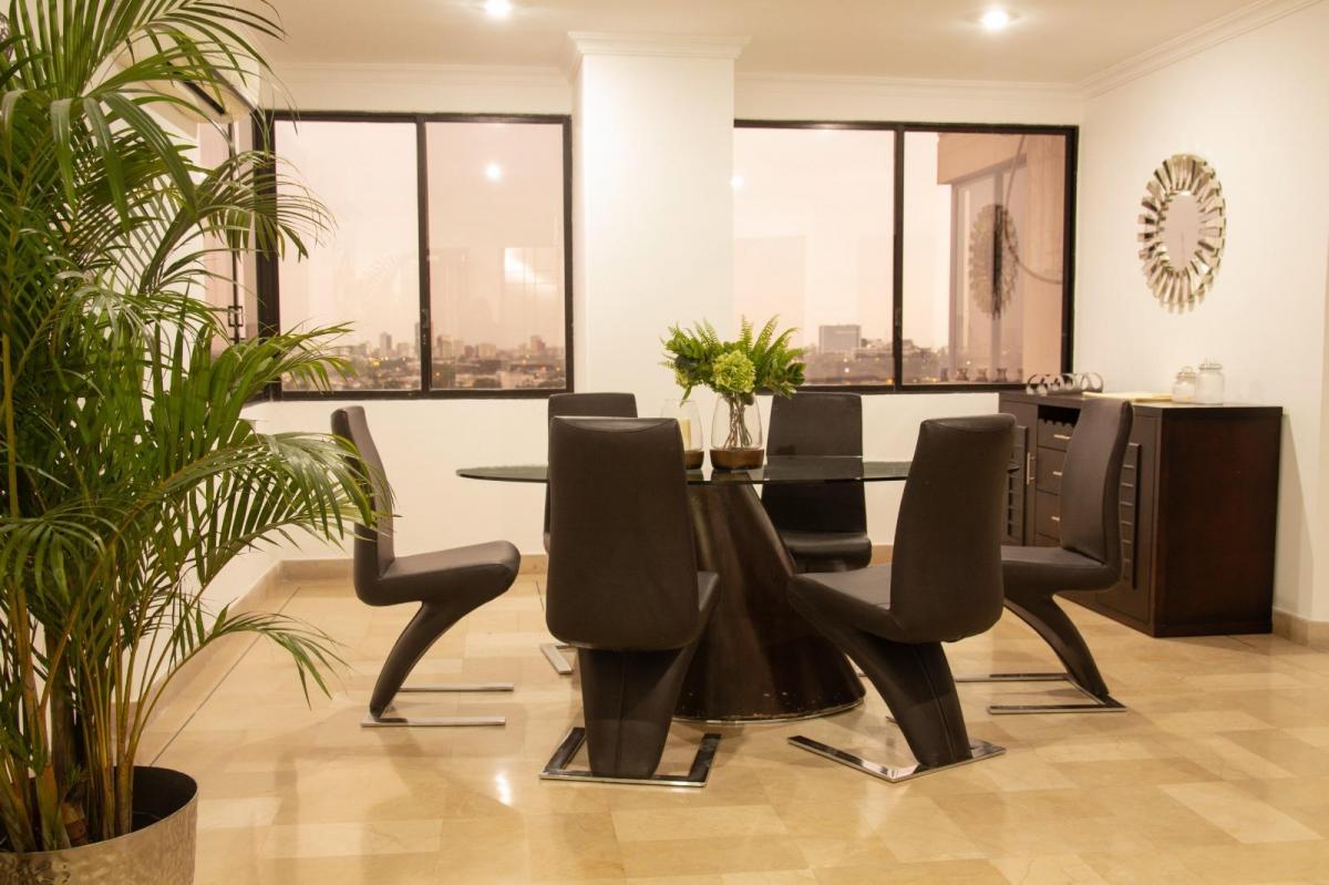 Venta Departamento - 4 Dorm. - 3 Garajes - Airbnb - Lomas de Urdesa (W. L), Guayas — imagen 8