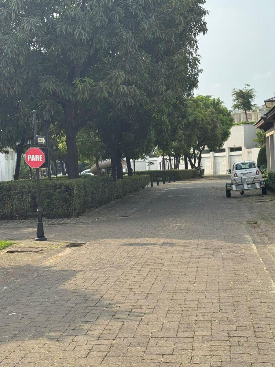 Terreno 600 m Medianero en Plaza Lagos Excelente Ubicacion, Guayas — imagen 9