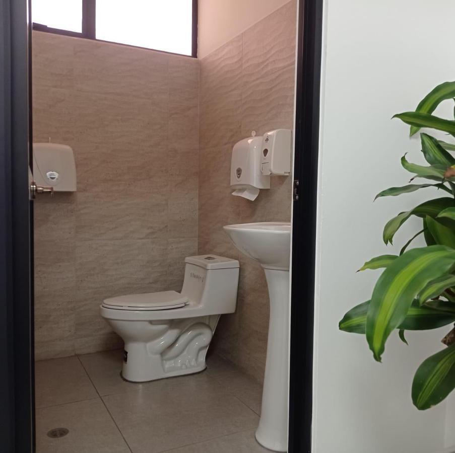 Se Vende Terreno con Galpón Industrial Nuevo, Uso de Suelo Industrial. Provincia de Pichincha — imagen 8