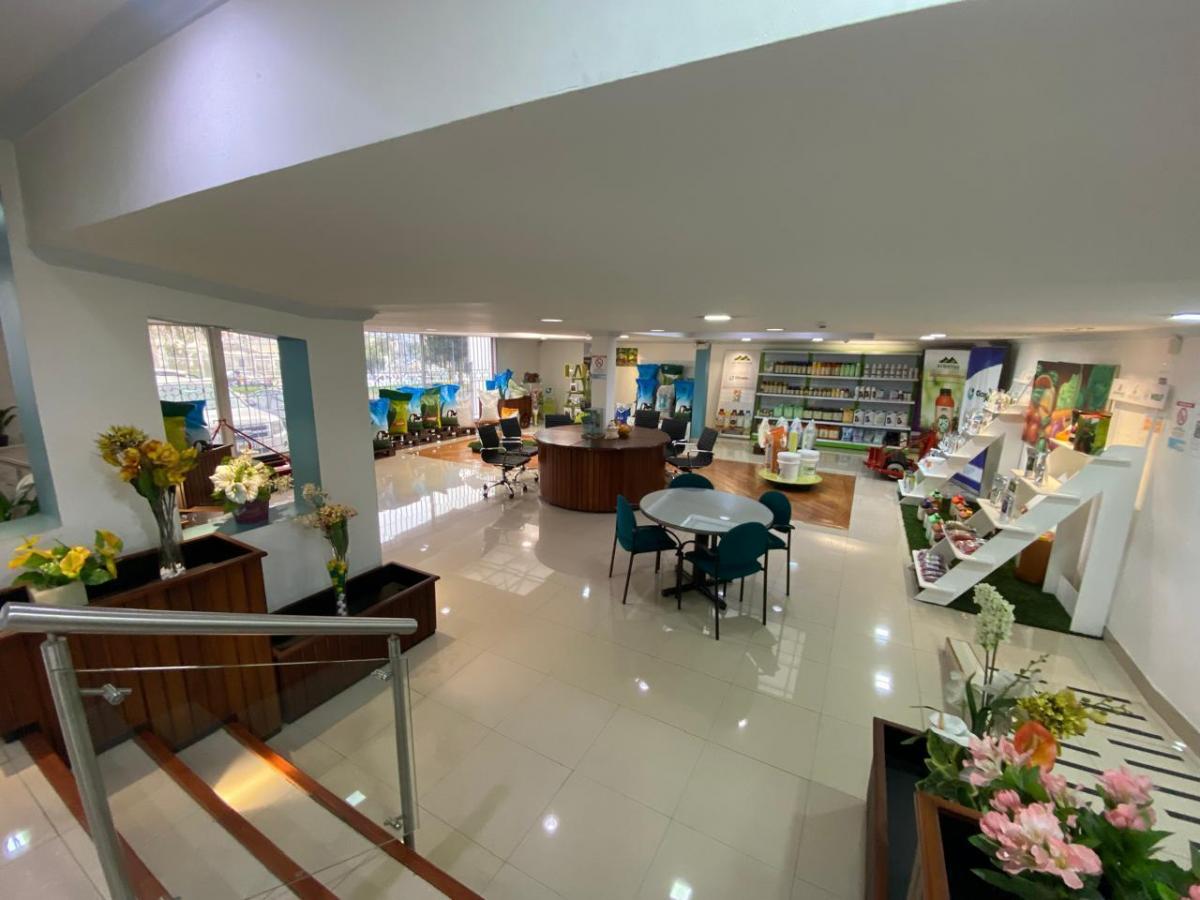 Venta Terreno Norte de Quito Av Shyris — imagen 6