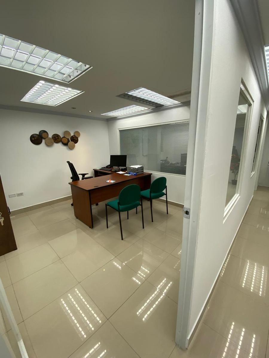 Venta Terreno Norte de Quito Av Shyris — imagen 2