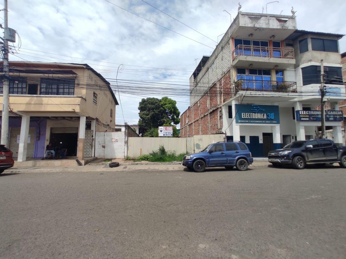 Terreno Comercial de Venta en Centro de Portoviejo, Manabí — imagen 2