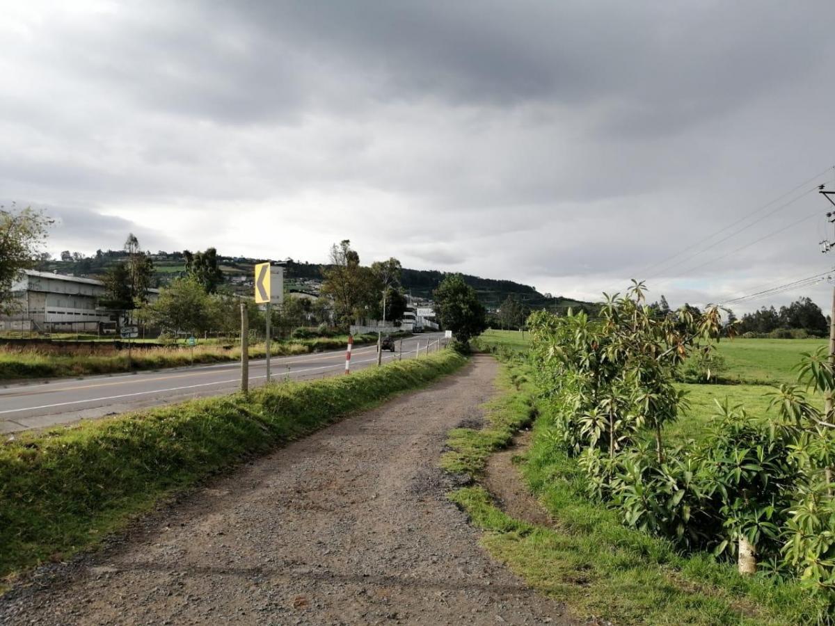 Venta de Terreno Plano Entre Tambillo y Amaguaña con Frente a La Autopista — imagen 9