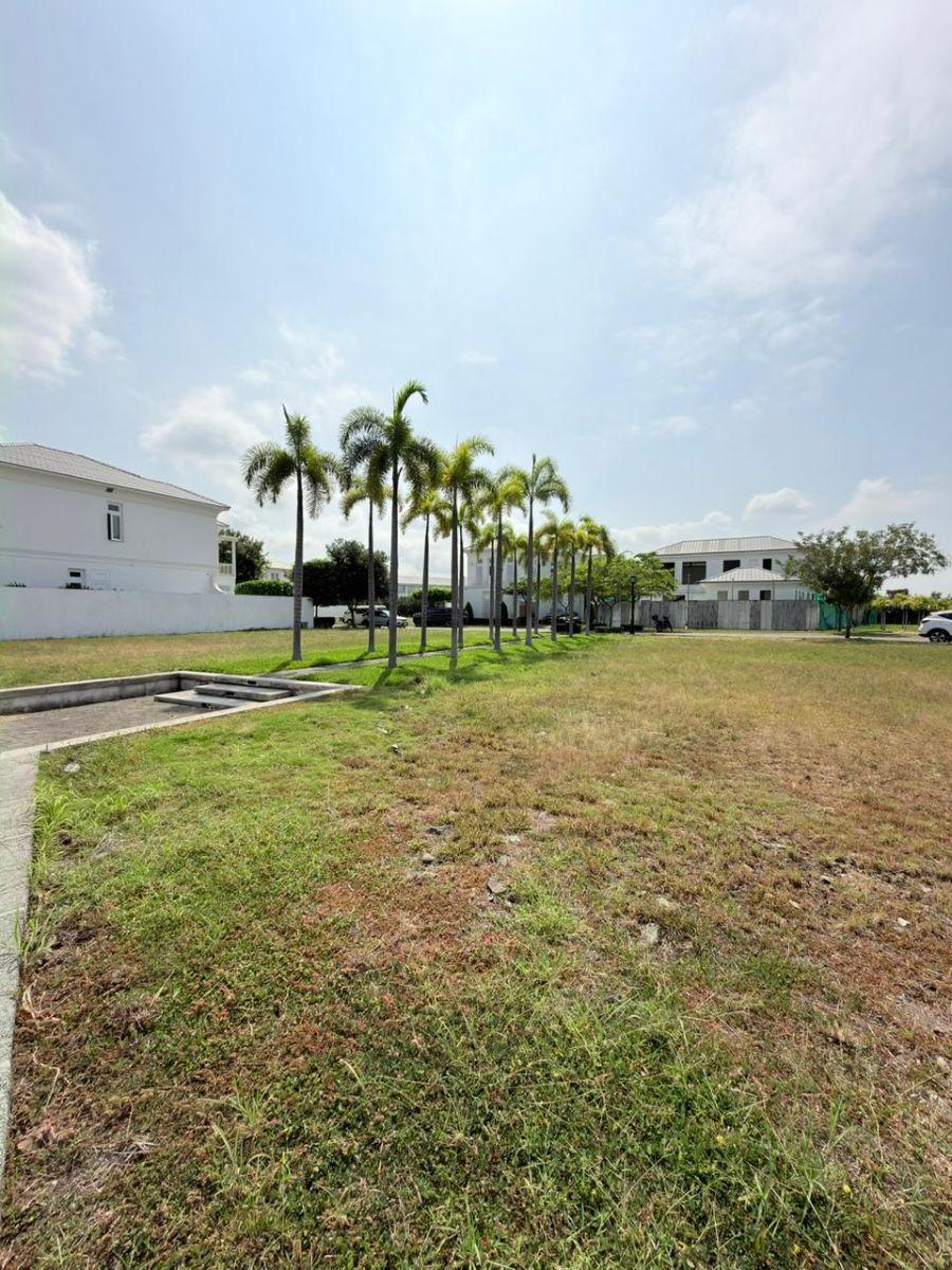 Terreno de 646 m² en Venta en Samborondón, Aires de Batan Al Lago, Guayas — imagen 9