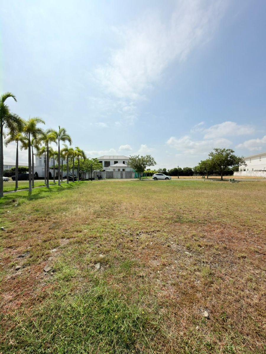 Terreno de 646 m² en Venta en Samborondón, Aires de Batan Al Lago, Guayas — imagen 6