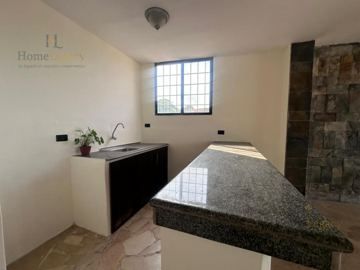 Venta de Departamento con 2 Habitaciones en Urdesa Norte Ak, Guayas — imagen 7