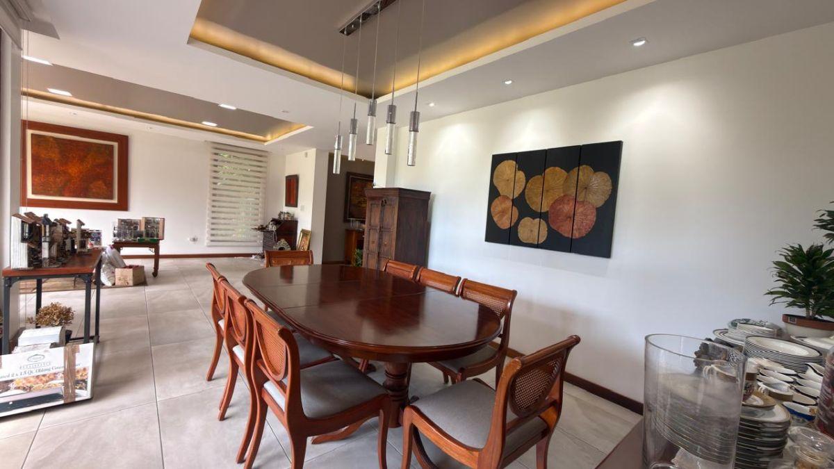 Casa de Venta, Urbanización de Lujo, Sector Hilacril, Tumbaco — imagen 7