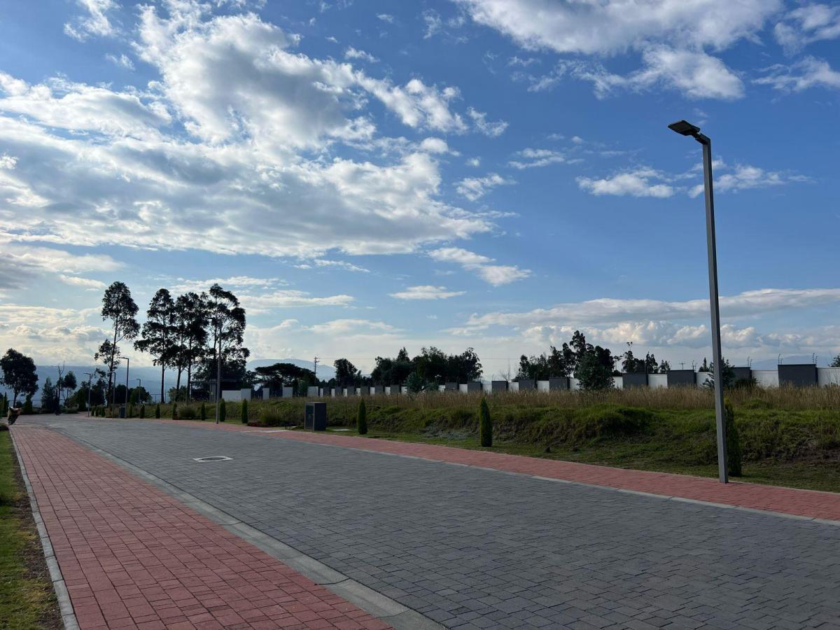Mv - en Pifo, en Venta Terreno Ideal Para Proyecto Unifamiliar de 2500 m² — imagen 9