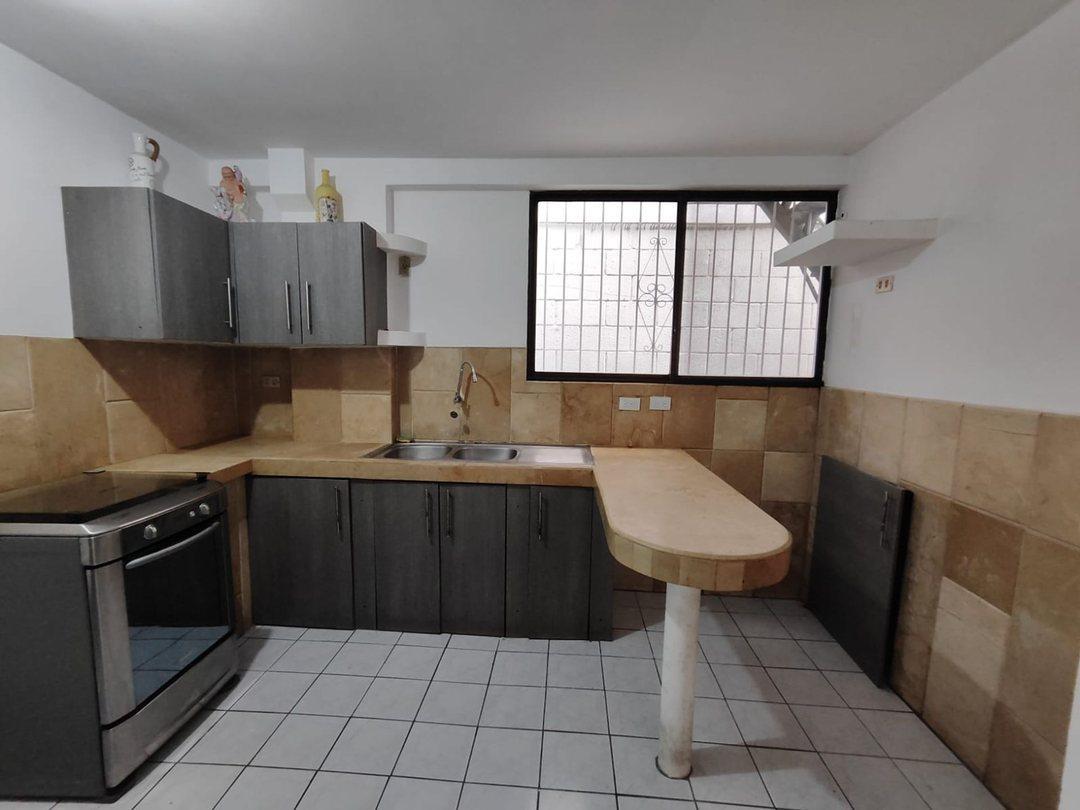 Venta Casa Rentera Urdenor 1 Norte de Guayaquil Y. Vasquez, Guayas — imagen 6
