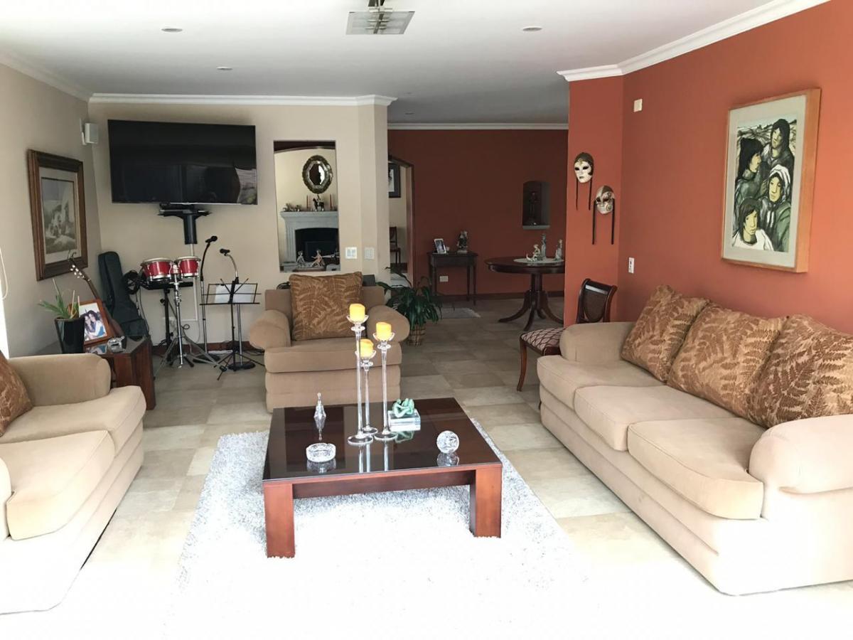 Vendo Casa Cumbaya / Lumbisi 550 m² — imagen 9