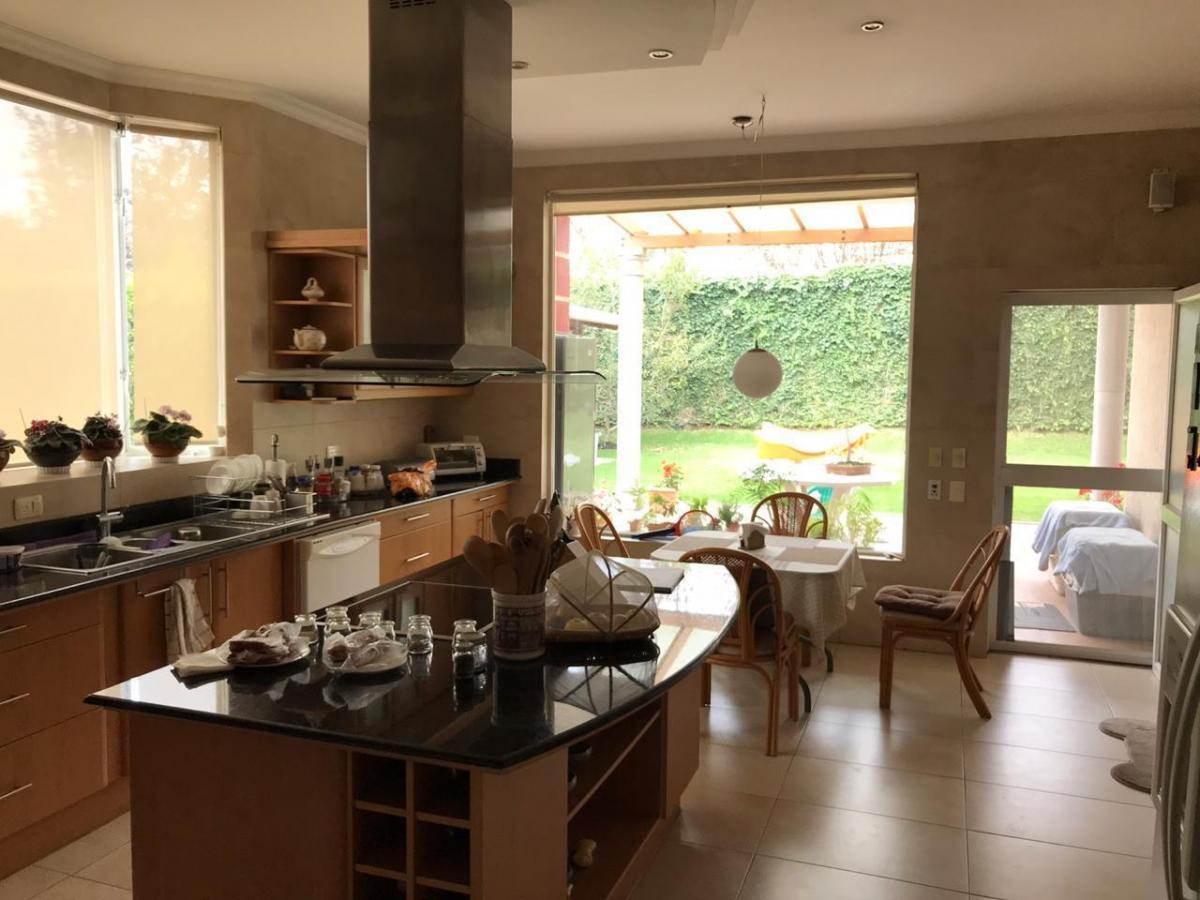 Vendo Casa Cumbaya / Lumbisi 550 m² — imagen 2