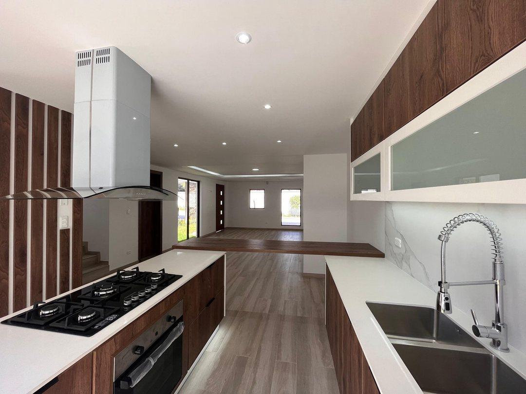 Casas por Estrenar en Venta Valle Los Chillos 194 m — imagen 6