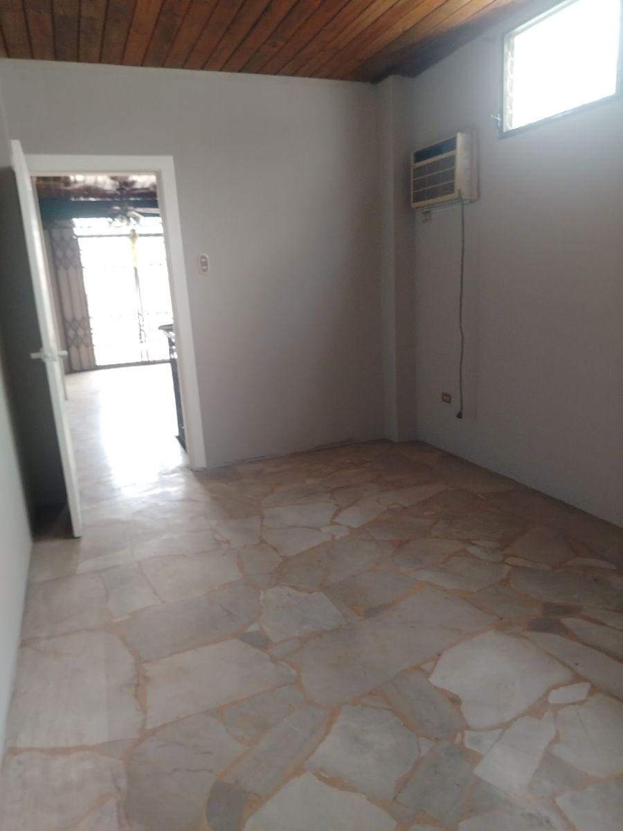 Casa con 160 m² de Terreno y 4 Habitaciones en Venta en Garzota, Guayas — imagen 2