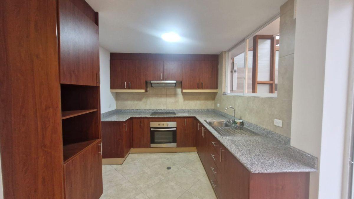 Tumbaco 3 Dorm. 175 m² — imagen 10