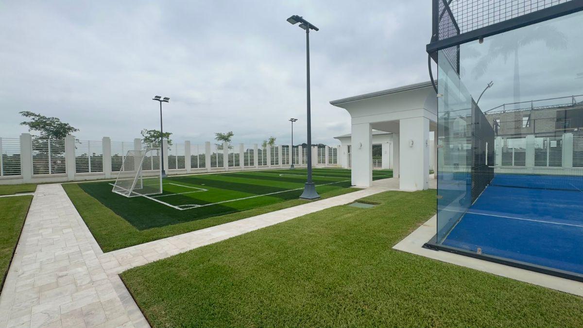 Se Vende Terreno en Parques de Batán 833.44 m², Guayas — imagen 8
