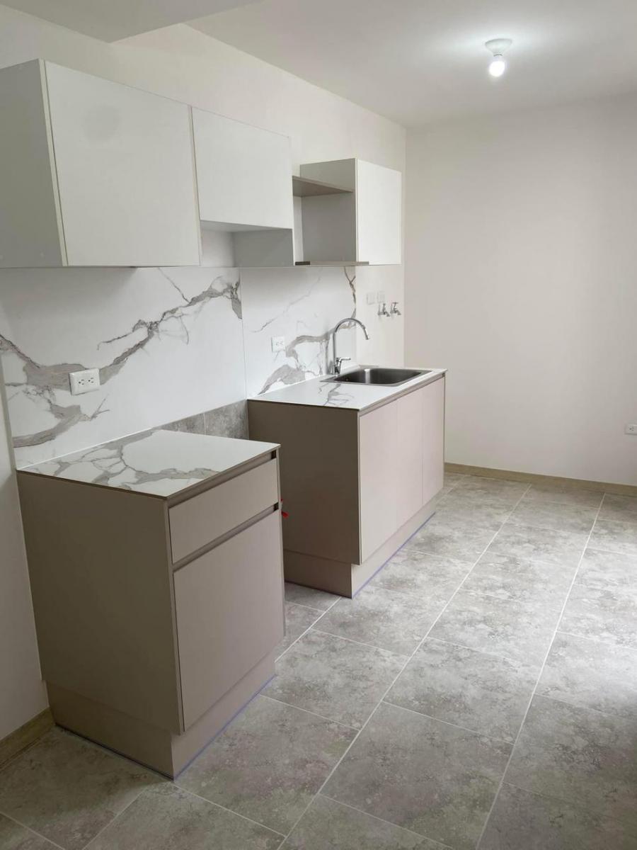 En Venta Casa Nueva 3 Habitaciones en Conjunto Privado con Piscina en Pomasqui — imagen 6