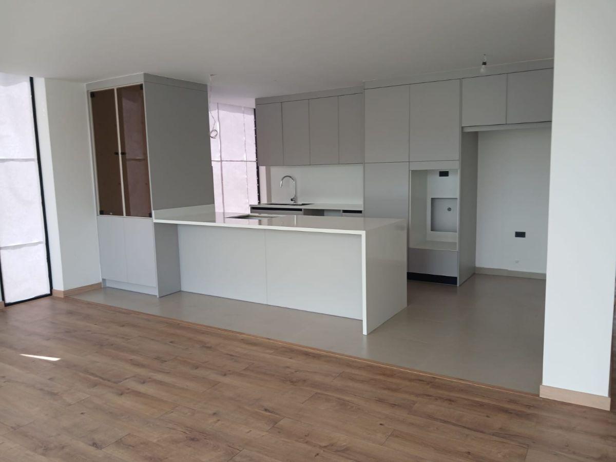 Vendo 2 Departamentos a Estrenar 2 y 3 Piso con Ascensor Directo en La Urb. El Condado, 1 Etapa — imagen 7