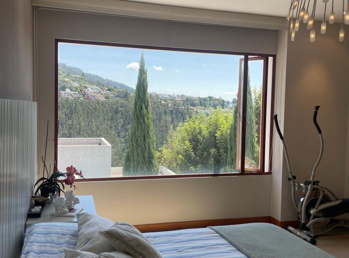 Vendo Linda Casa con Jardines Terraza - Sector Santa Lucia Alta — imagen 10