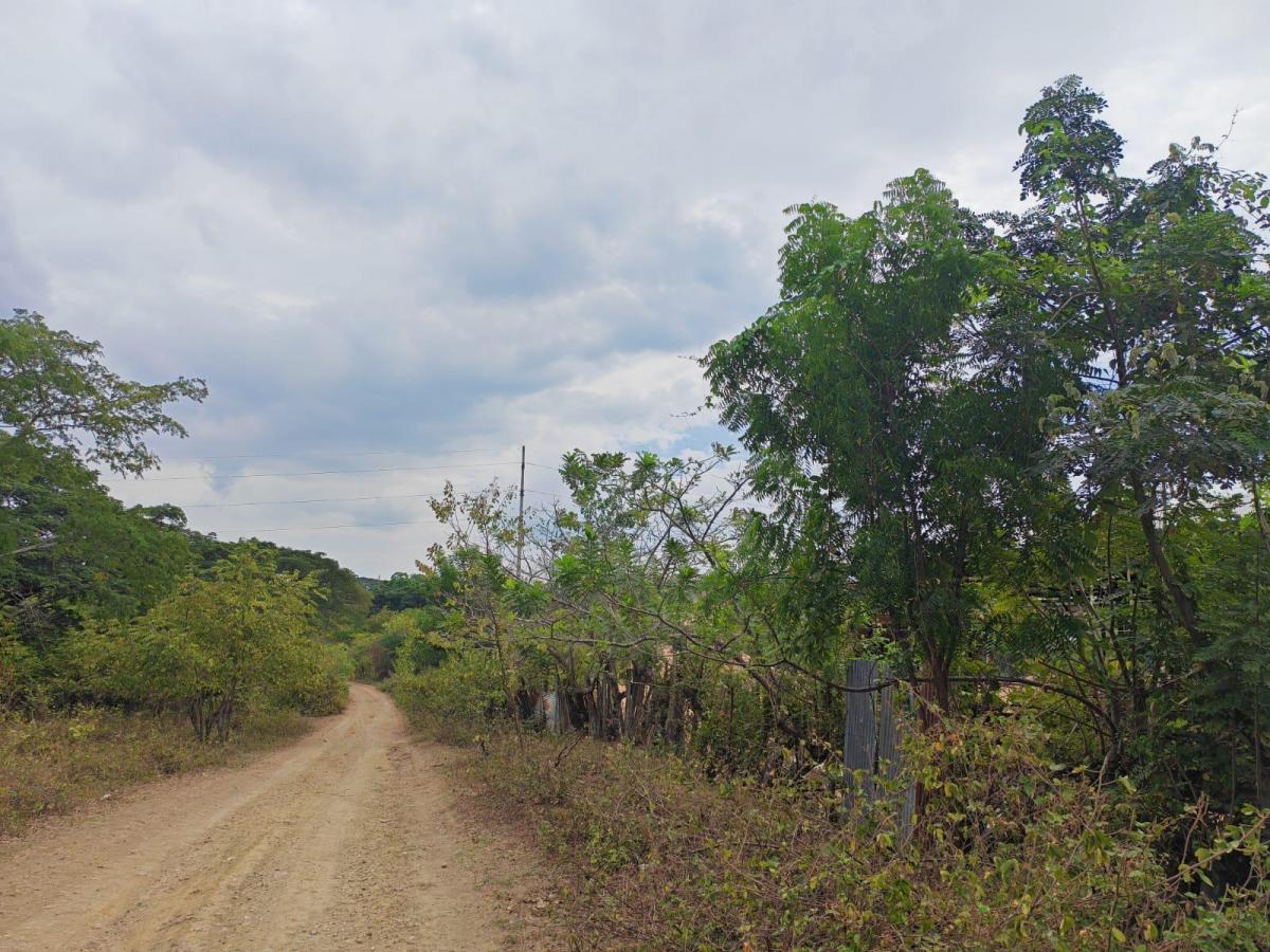 Venta Terreno en Km 26 Vía a La Costa. Lotización Alturas de Chongón. Vyj, Guayas — imagen 2