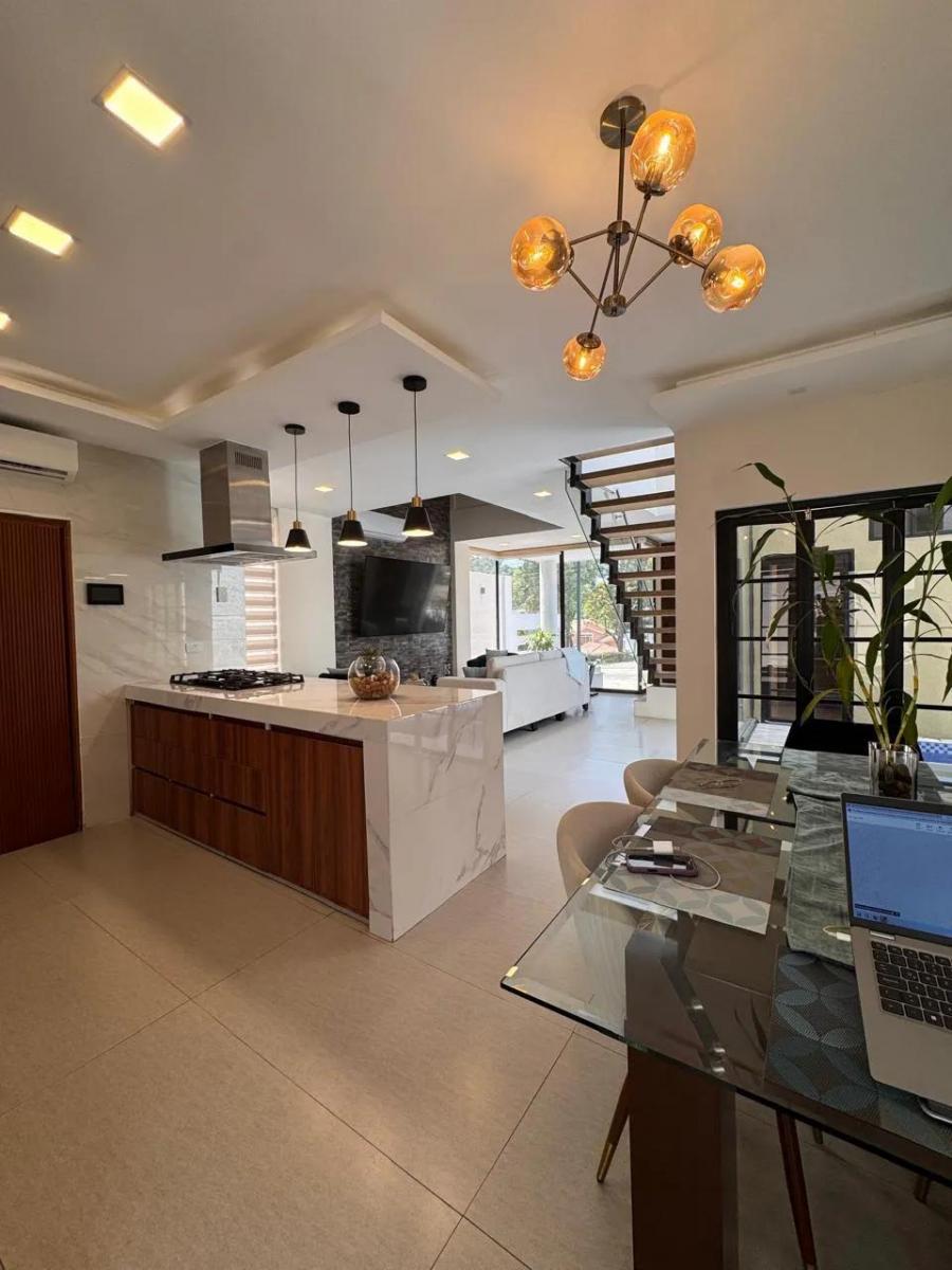 Casa en Venta en La Aurora Vía a Daule, El Condado, 3 Dorm., 4 Baños, 161 m², Guayas — imagen 9