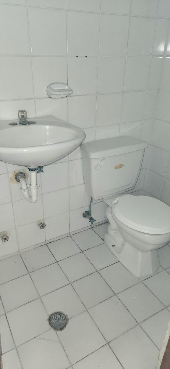 Garzota Venden Casa Rentera Dos Locales, 3 Departamentos, Guayas — imagen 7
