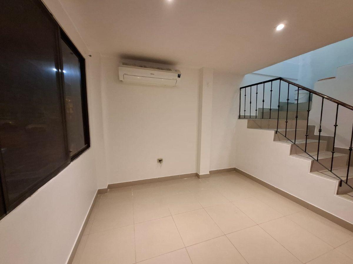 Venta de Casa en Urbanización Castilla Samborondon/aurora, Guayas — imagen 10