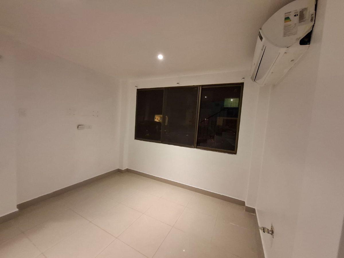 Venta de Casa en Urbanización Castilla Samborondon/aurora, Guayas — imagen 8