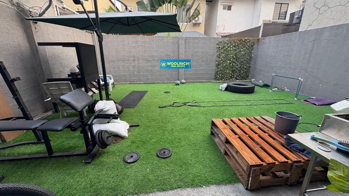 Urb. Cataluna, Vendo Casa de 3 Dorm, 2 Parqueos, Amplio Patio, Guayas — imagen 10
