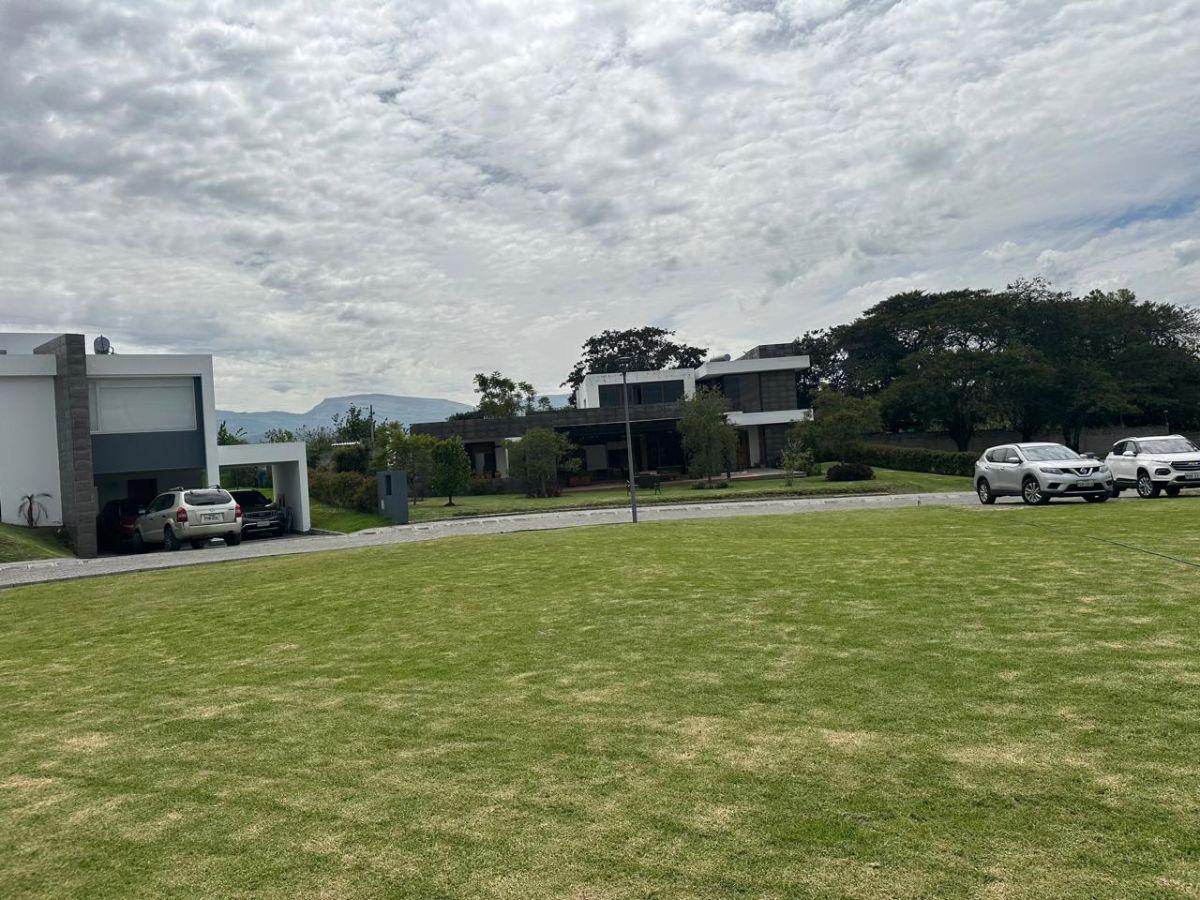 C/ Tumbaco, Lote de 1080 m² en Venta, en Conjunto Privado — imagen 2