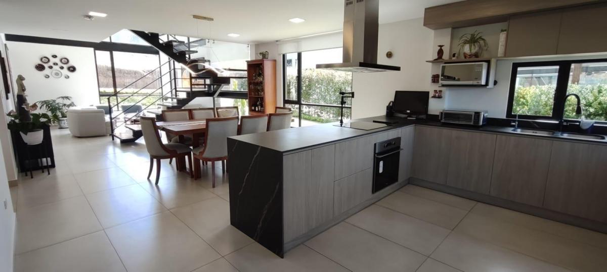 Mga / Venta Casa, Dormitorio Planta Baja, Nayon — imagen 2